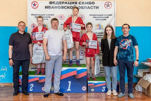 В Иванове прошло Первенство области по самбо